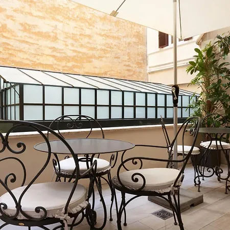 Terrace Pantheon Relais 4* Roma