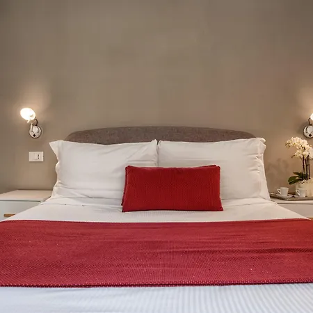 Terrace Pantheon Relais Hotel 4*