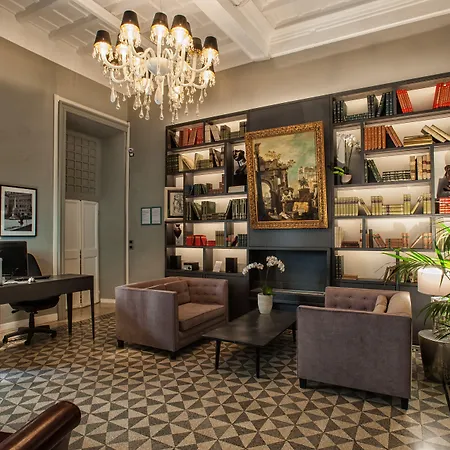 Terrace Pantheon Relais Hotel