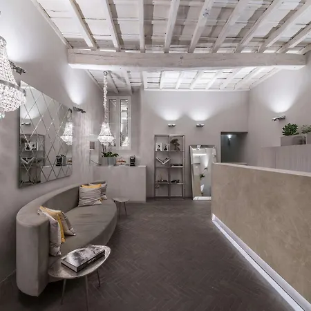 Terrace Pantheon Relais Hotel 4*