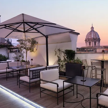 Terrace Pantheon Relais Hotel 4*