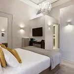 Terrace Pantheon Relais Hotel 4*