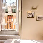 Terrace Pantheon Relais Řím