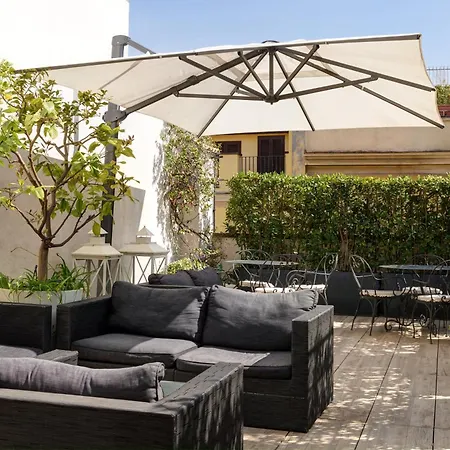 Terrace Pantheon Relais Řím