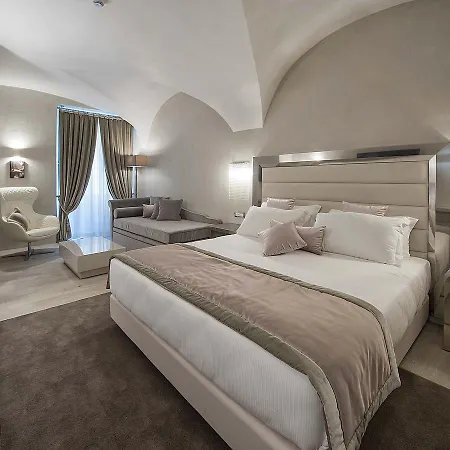 Terrace Pantheon Relais Roma