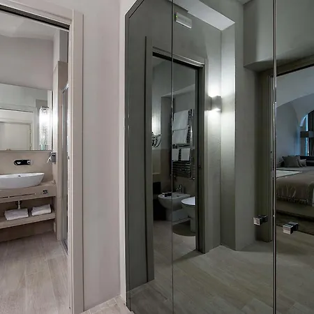 Terrace Pantheon Relais 4*