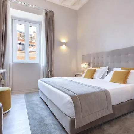 Terrace Pantheon Relais